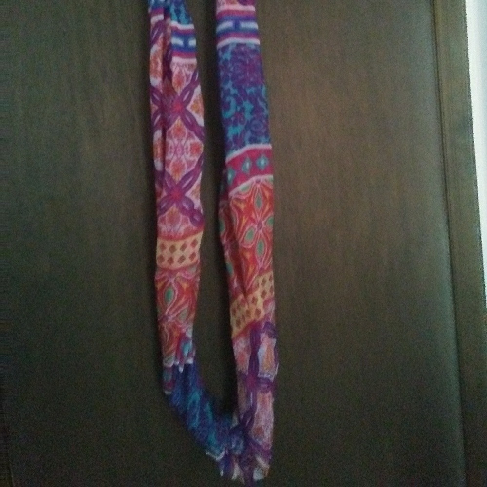 Infinity scarf
